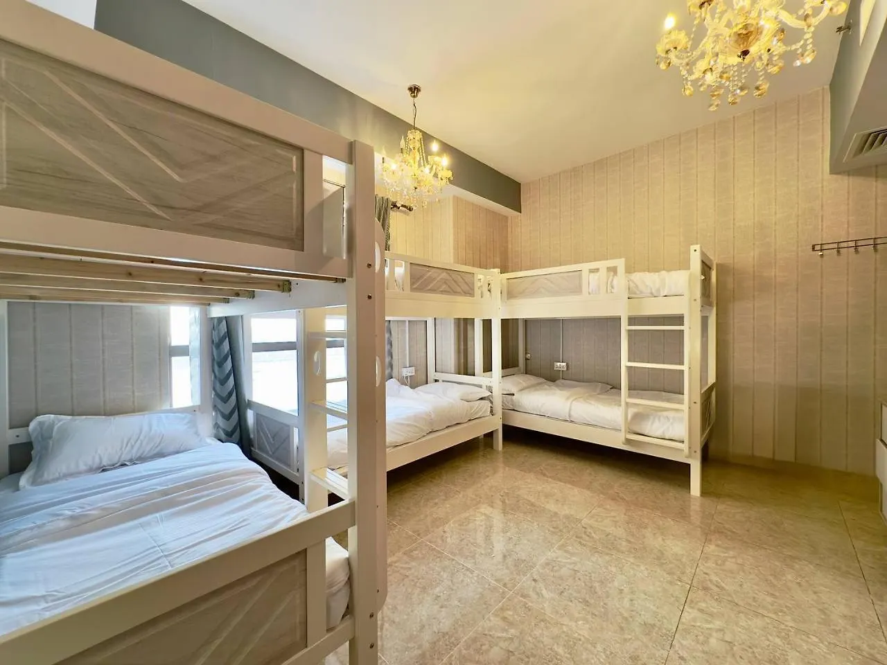 Ar Home Jbr Bed Space Dubai Inn