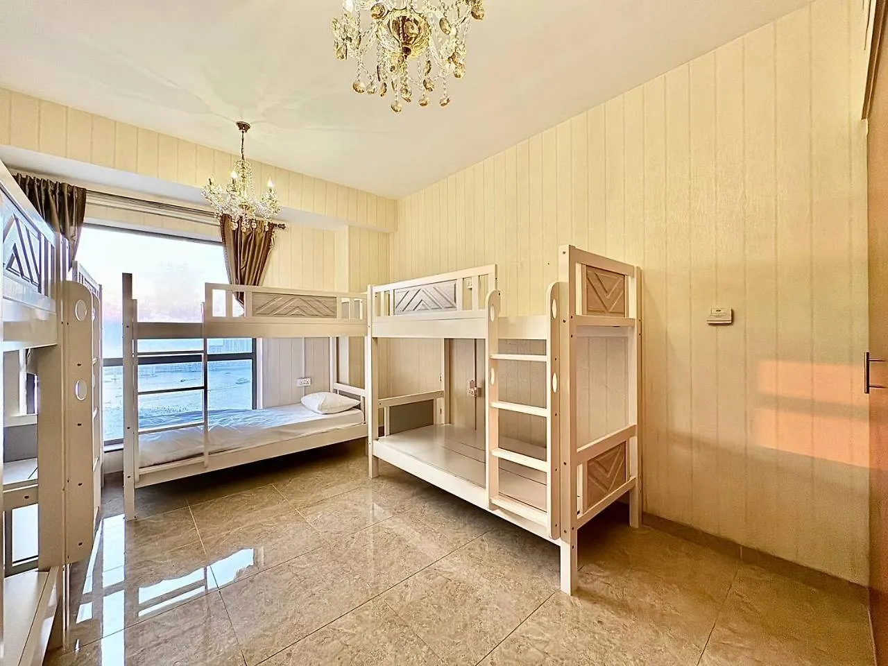 Ar Home Jbr Bed Space Dubai Inn