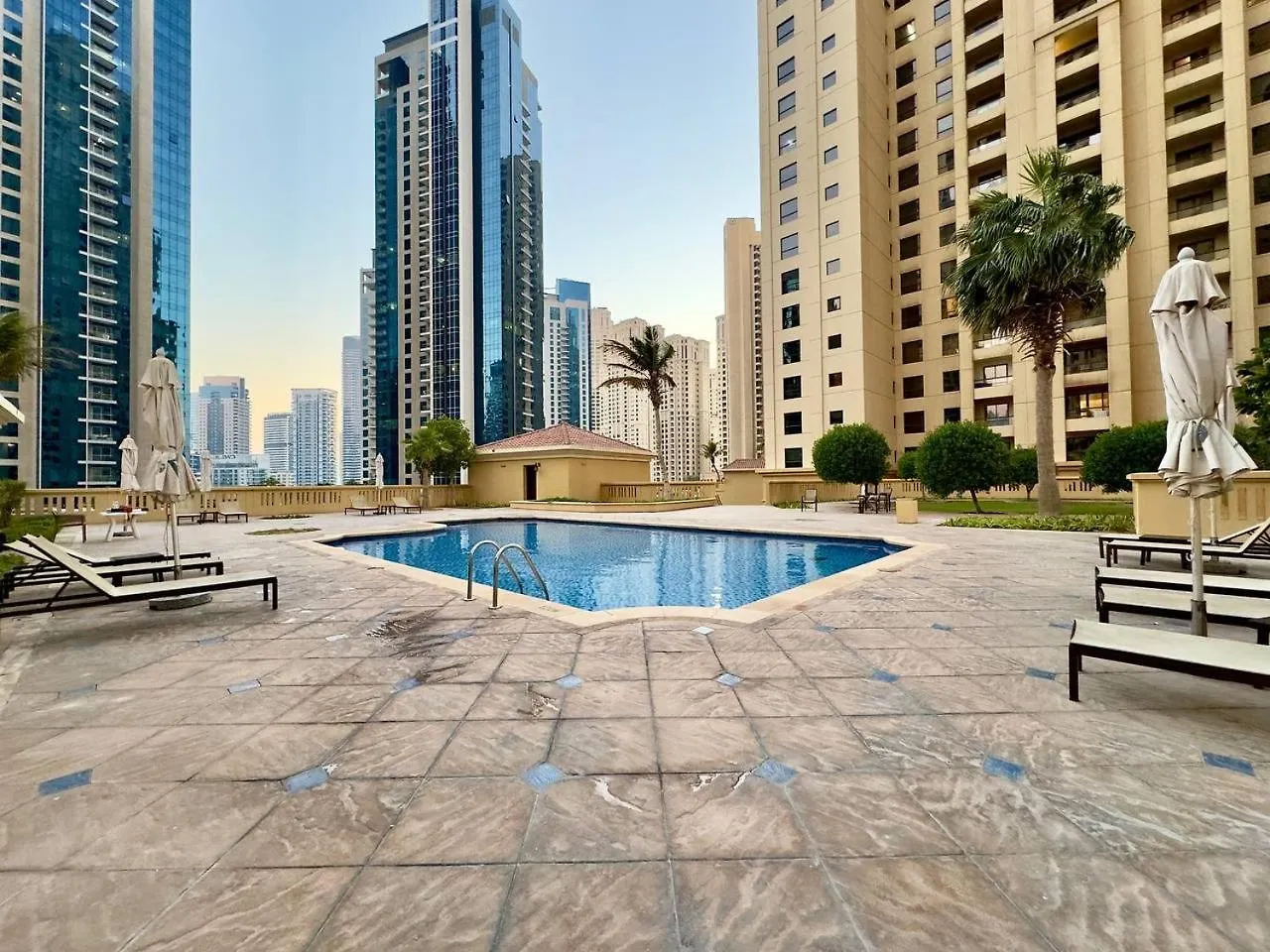 Ar Home Jbr Bed Space Dubai 0*,