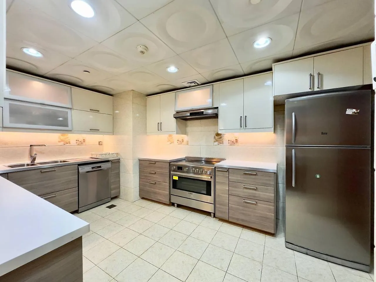 Inn Ar Home Jbr Bed Space Dubai