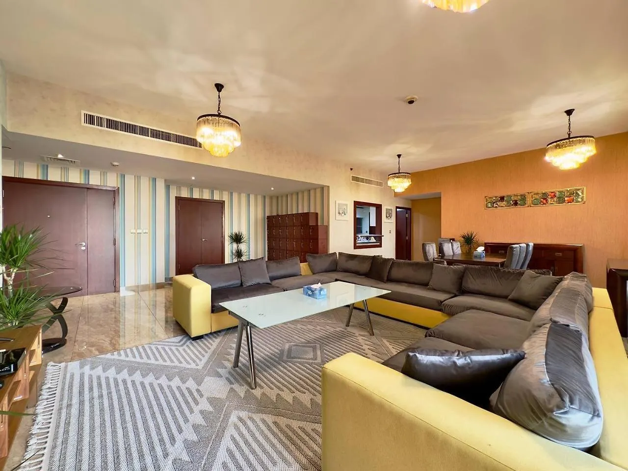 Inn Ar Home Jbr Bed Space Dubai