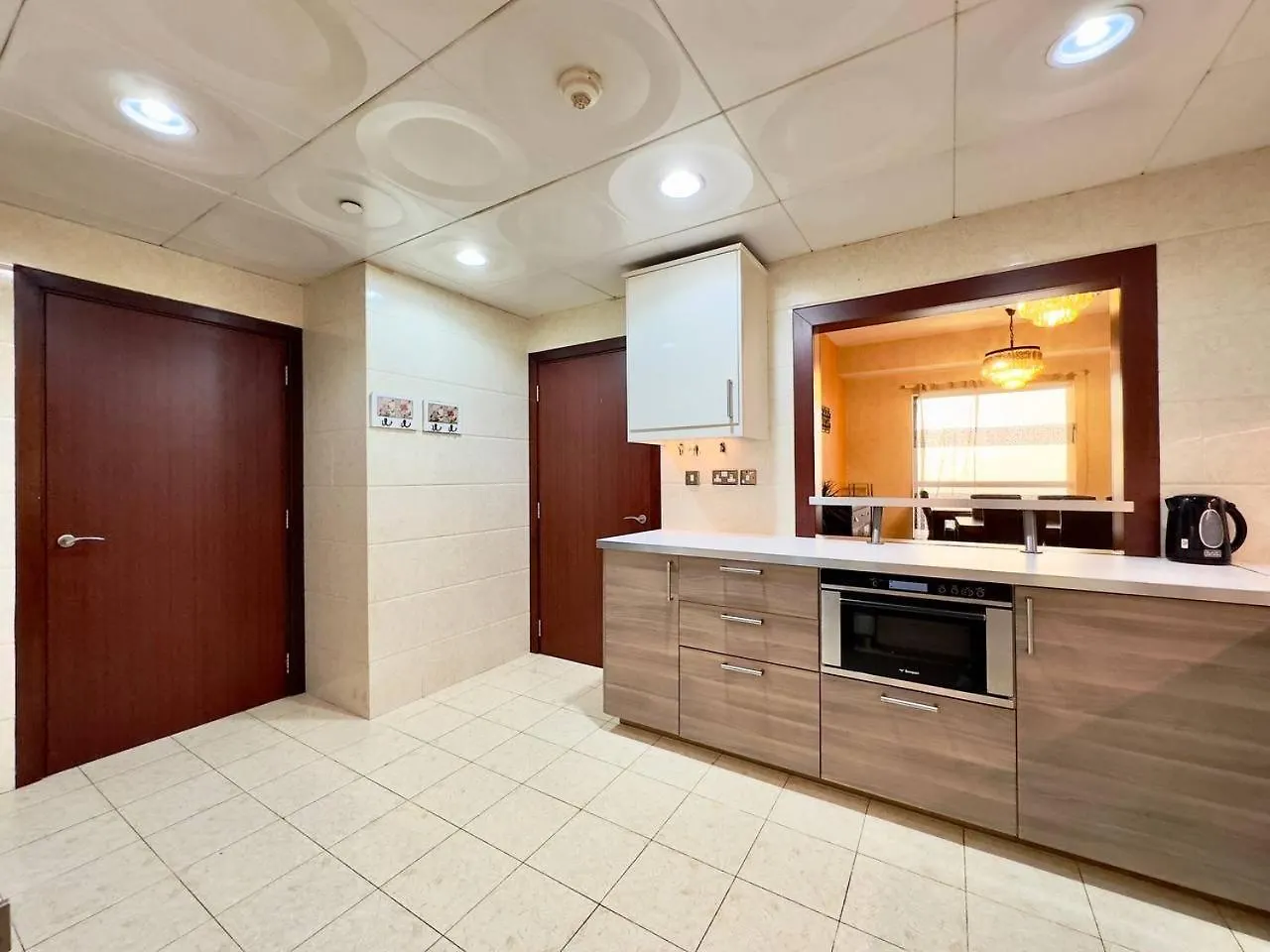 Ar Home Jbr Bed Space Dubai United Arab Emirates
