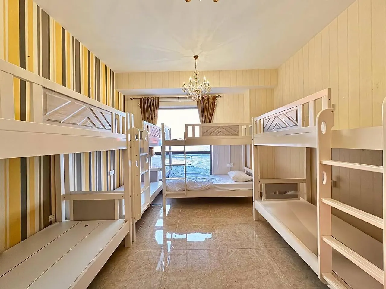 Inn Ar Home Jbr Bed Space Dubai